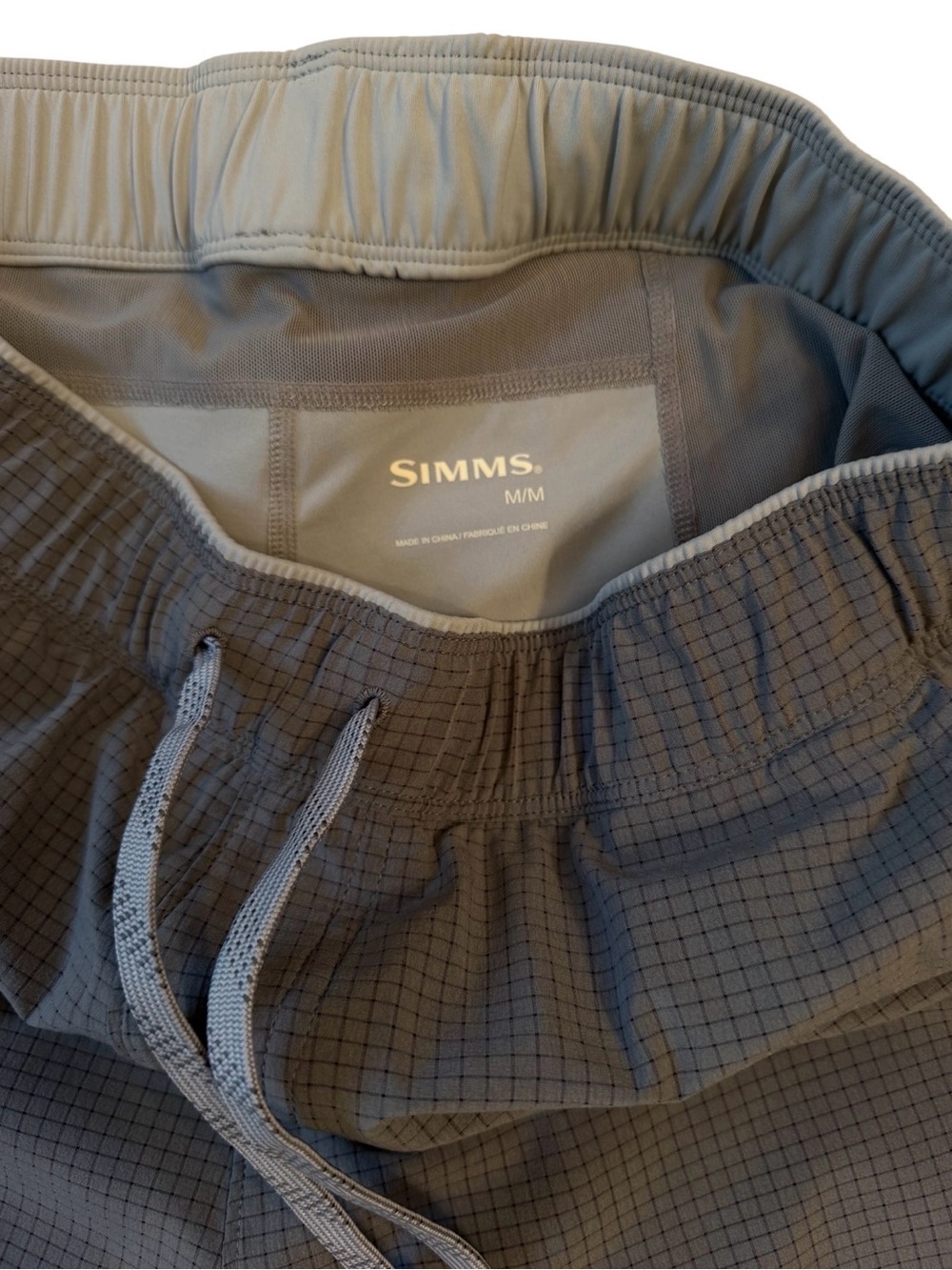 Simms Shorts with Attached Leggings Like New Latitude Bicomp Fishing  Size M - Picture 6 of 6